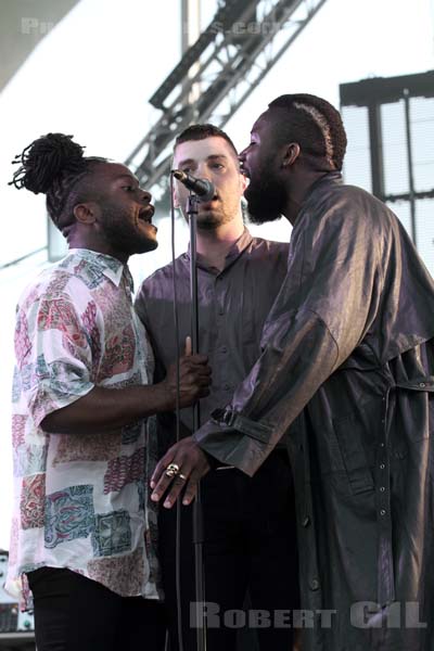 YOUNG FATHERS - 2014-07-05 - BELFORT - Presqu'ile du Malsaucy - 